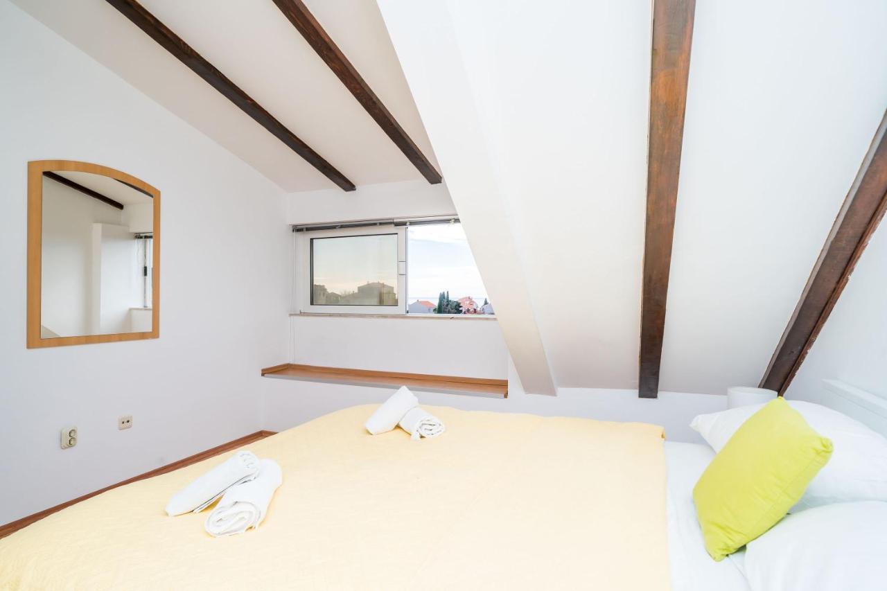 Appartamento Deluxe Duplex House With Terrace Ragusa Esterno foto