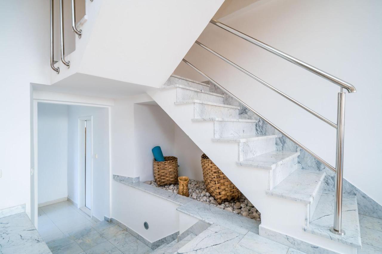 Appartamento Deluxe Duplex House With Terrace Ragusa Esterno foto