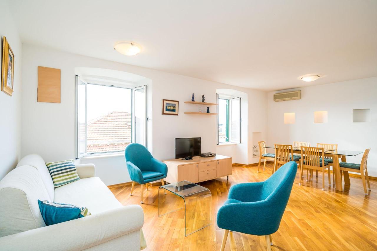 Appartamento Deluxe Duplex House With Terrace Ragusa Esterno foto