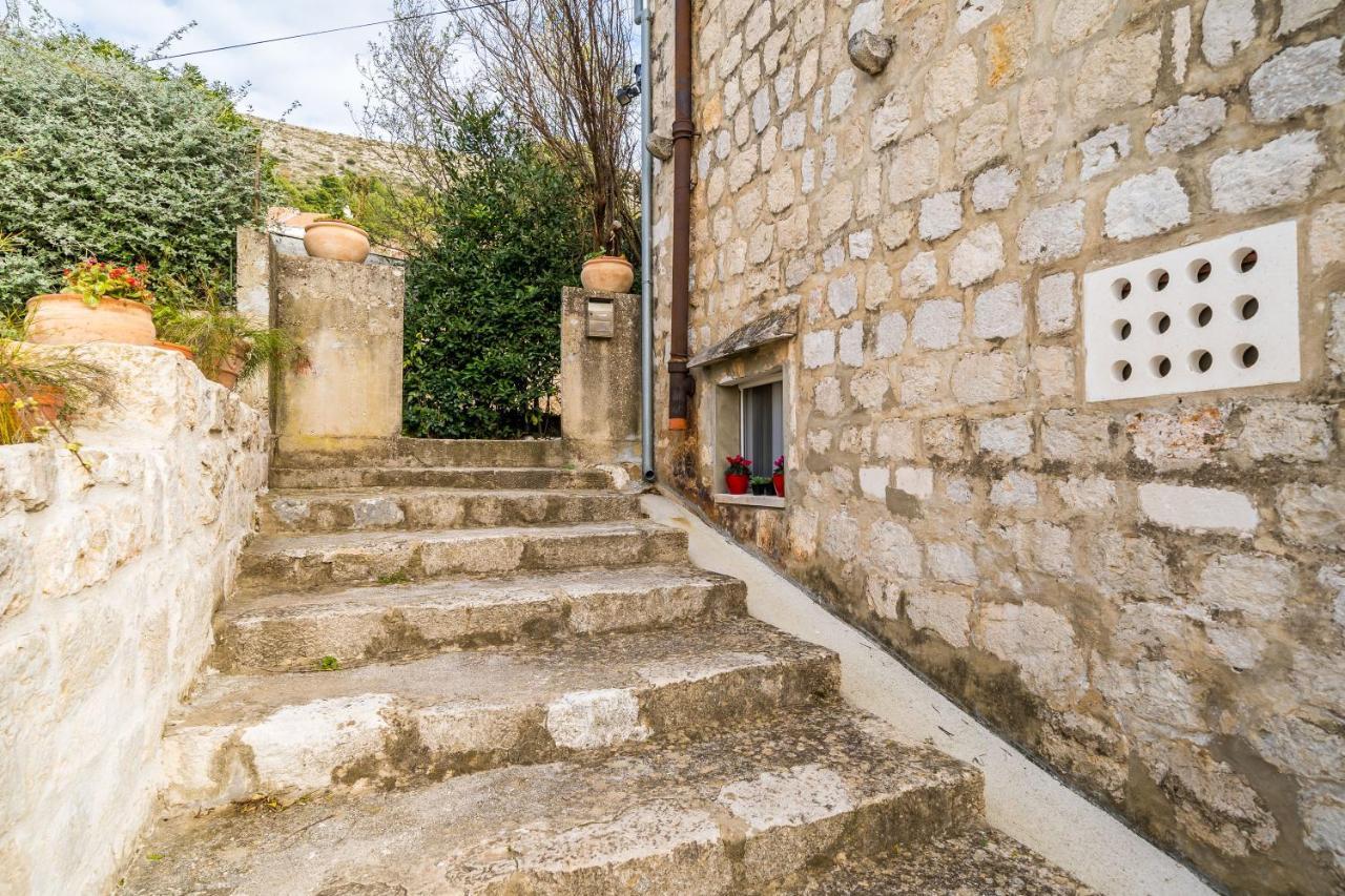 Appartamento Deluxe Duplex House With Terrace Ragusa Esterno foto
