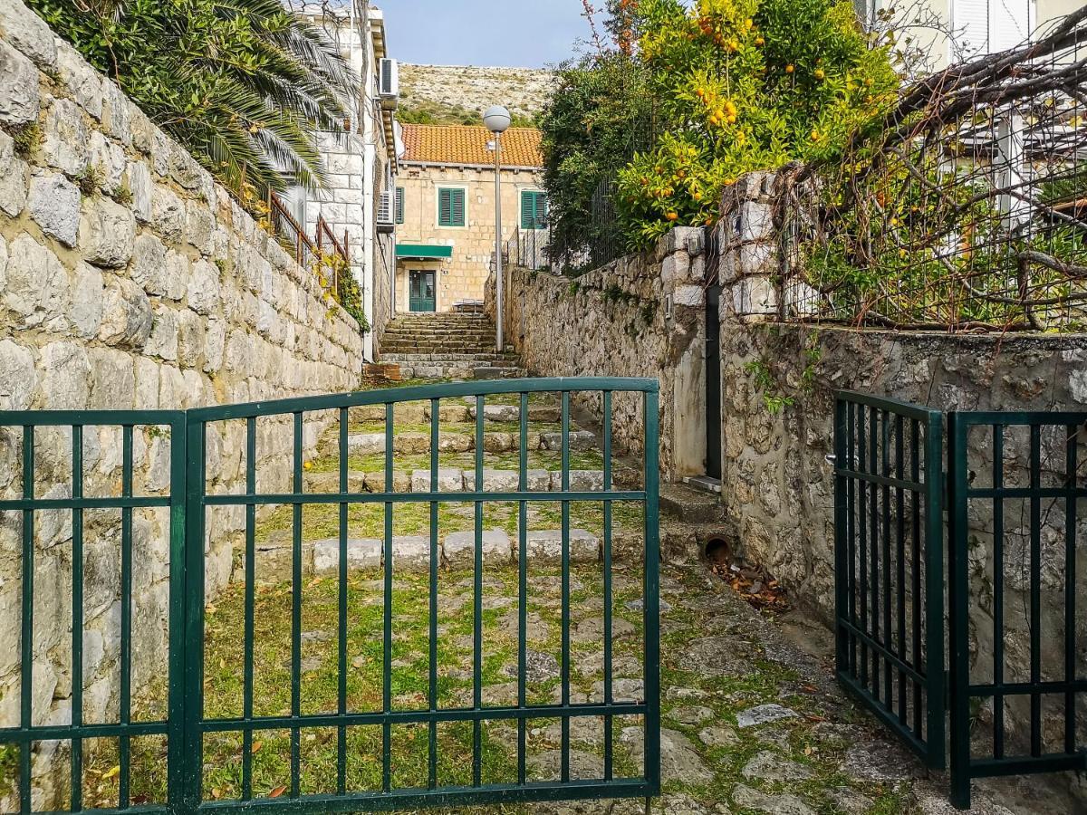 Appartamento Deluxe Duplex House With Terrace Ragusa Esterno foto
