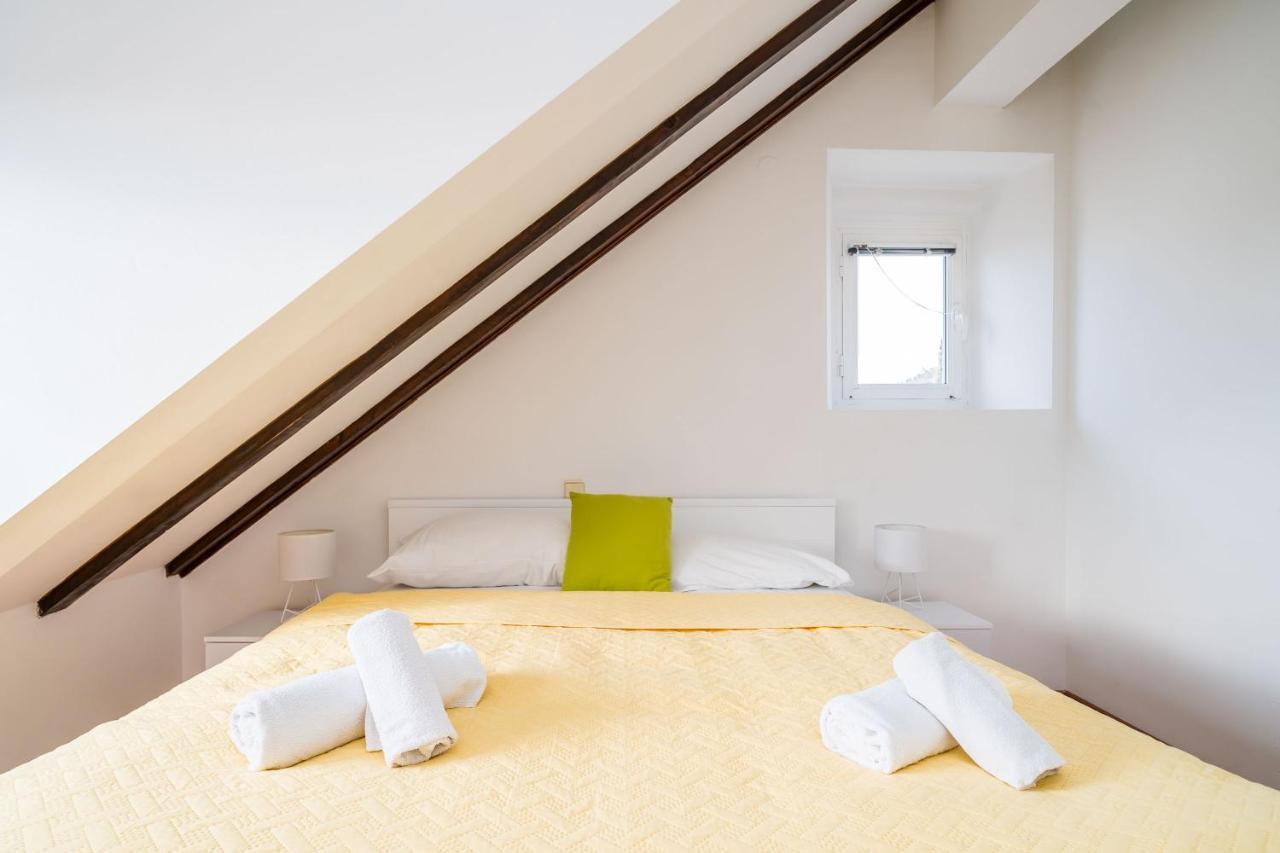 Appartamento Deluxe Duplex House With Terrace Ragusa Esterno foto