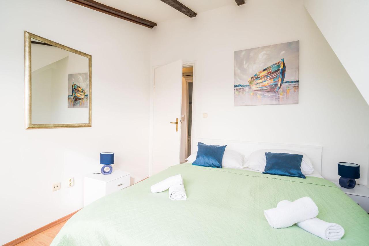 Appartamento Deluxe Duplex House With Terrace Ragusa Esterno foto