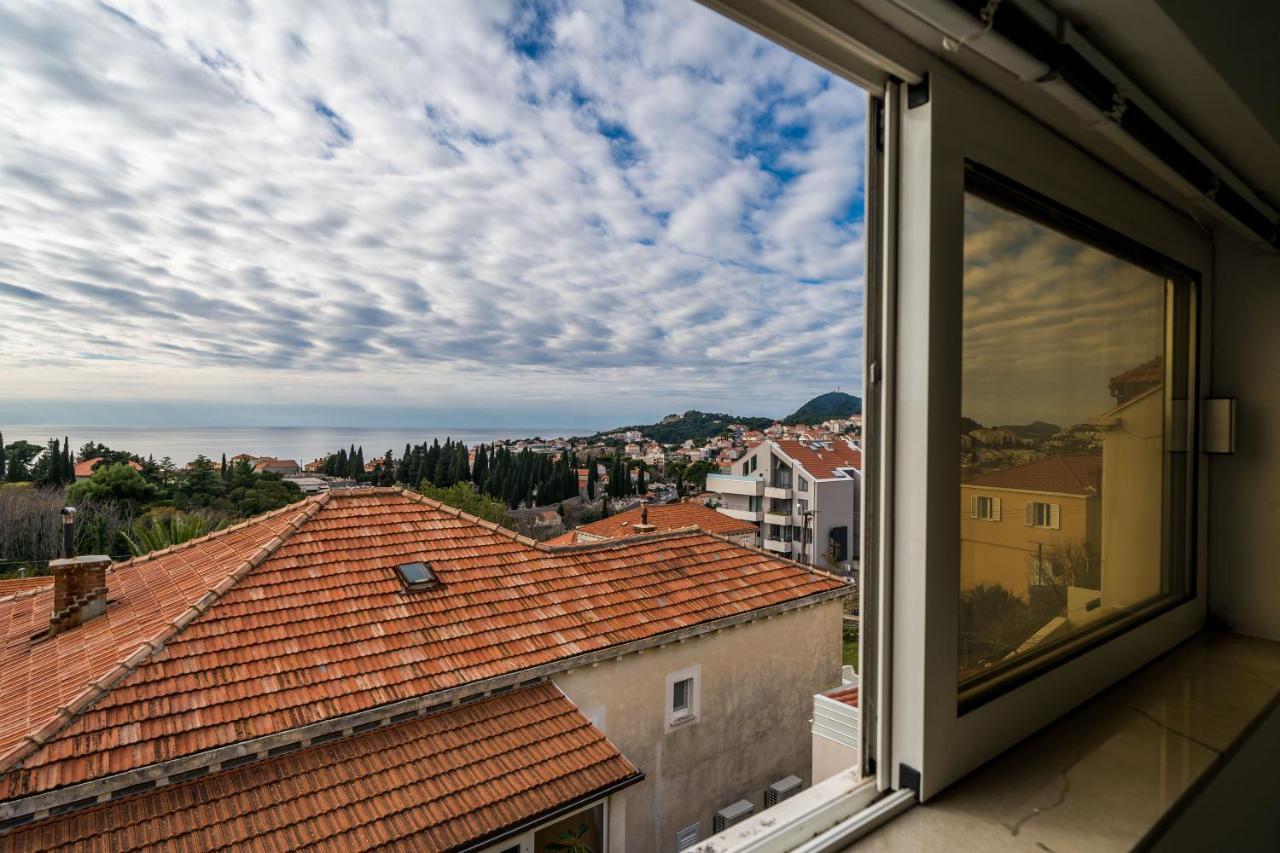 Appartamento Deluxe Duplex House With Terrace Ragusa Esterno foto